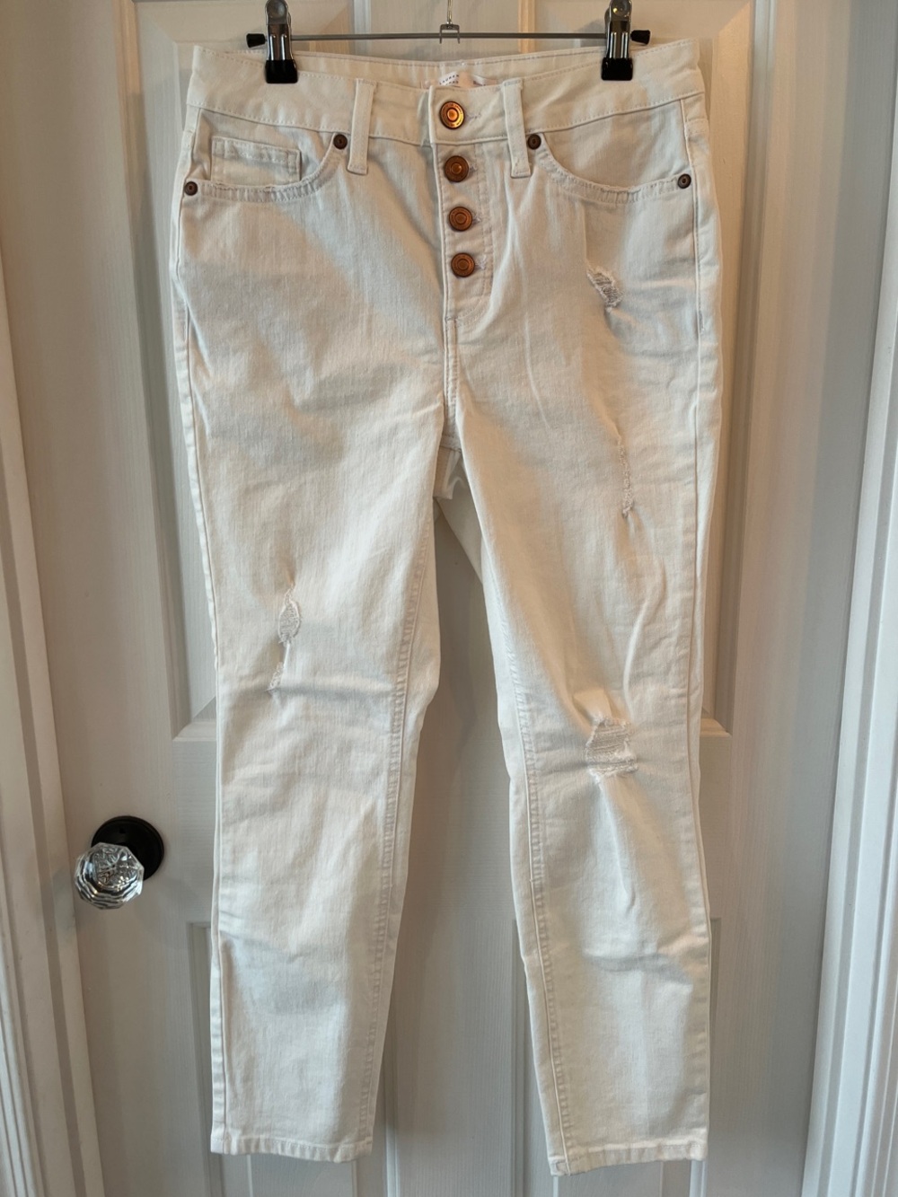 LC Lauren Conrad White Skinny Button-Fly Ankle Jeans